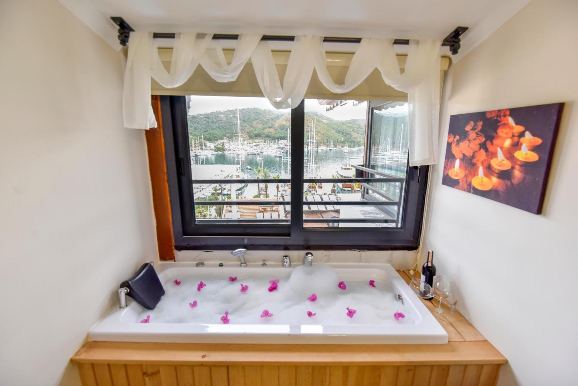 Mykonut Boutique Suites Fethiye Buitenkant foto