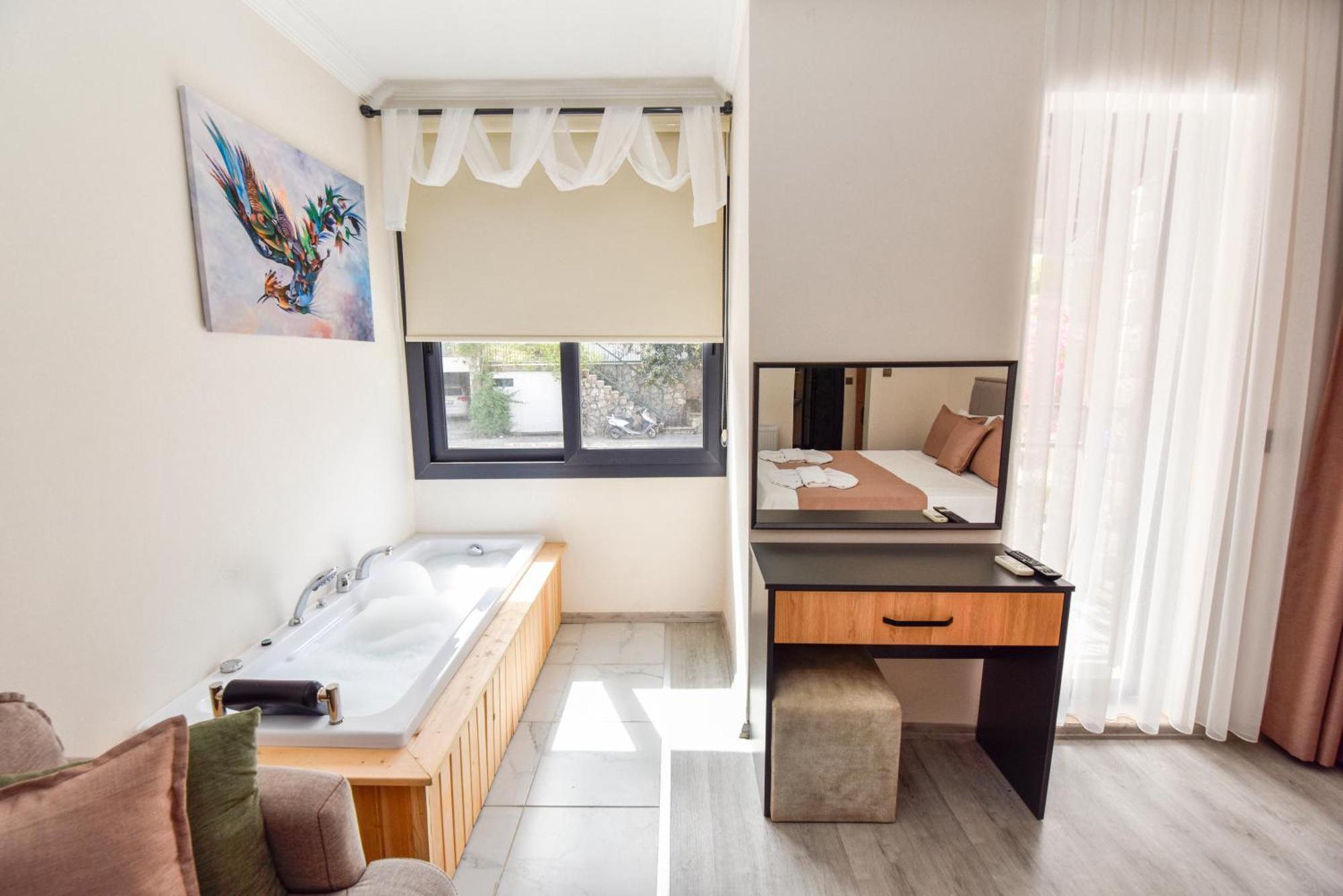 Mykonut Boutique Suites Fethiye Buitenkant foto